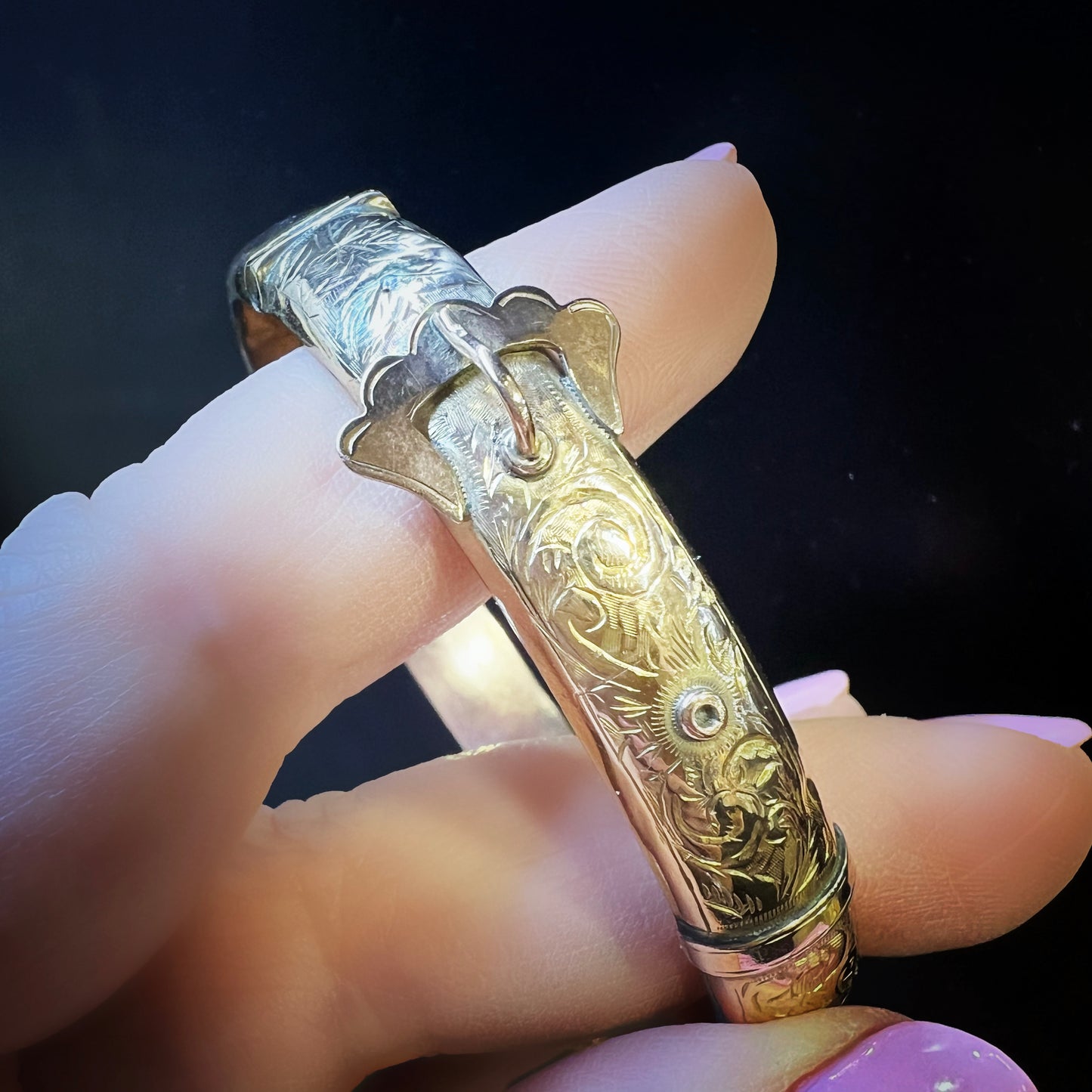 Antique cuff bracelet with buckle decoration - Chester 1914