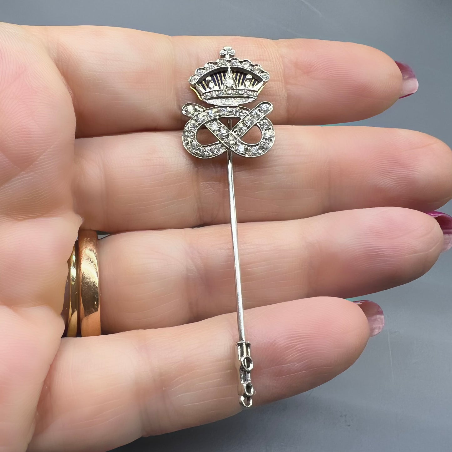 Staffordshire Yeomanry Regimental Brooch in 18ct Gold and Diamonds