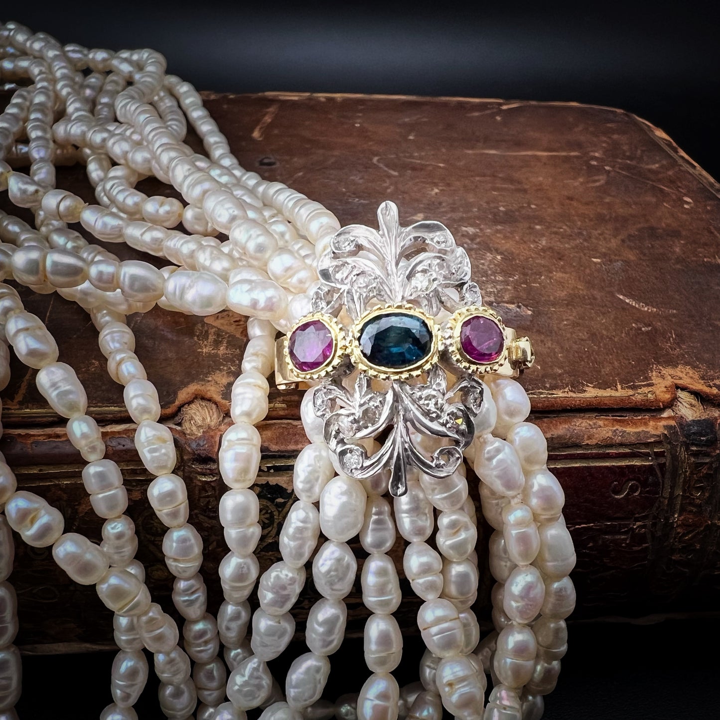 Vintage 18k yellow gold pearl clasp with sapphire, rubies and diamonds