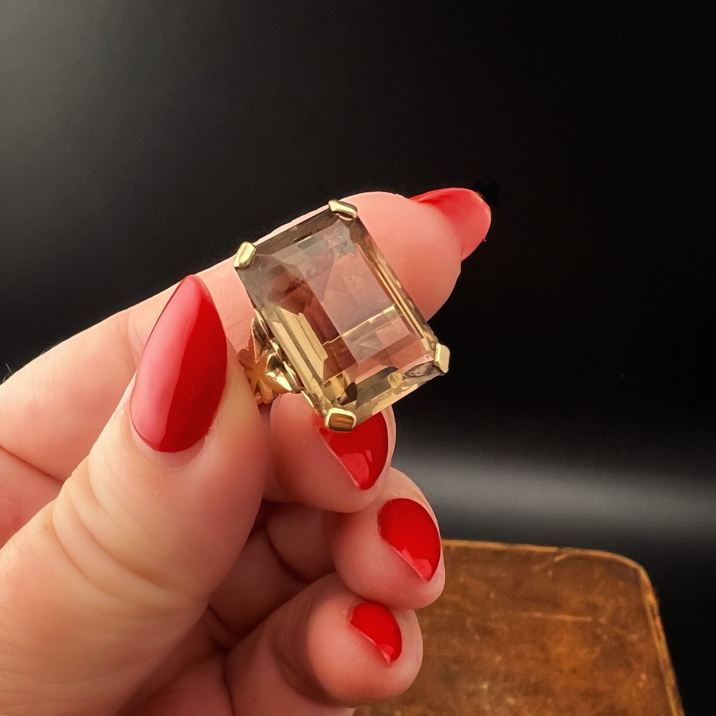 Ring - Cocktailring aus 9 Karat Gold und Rauchquarz