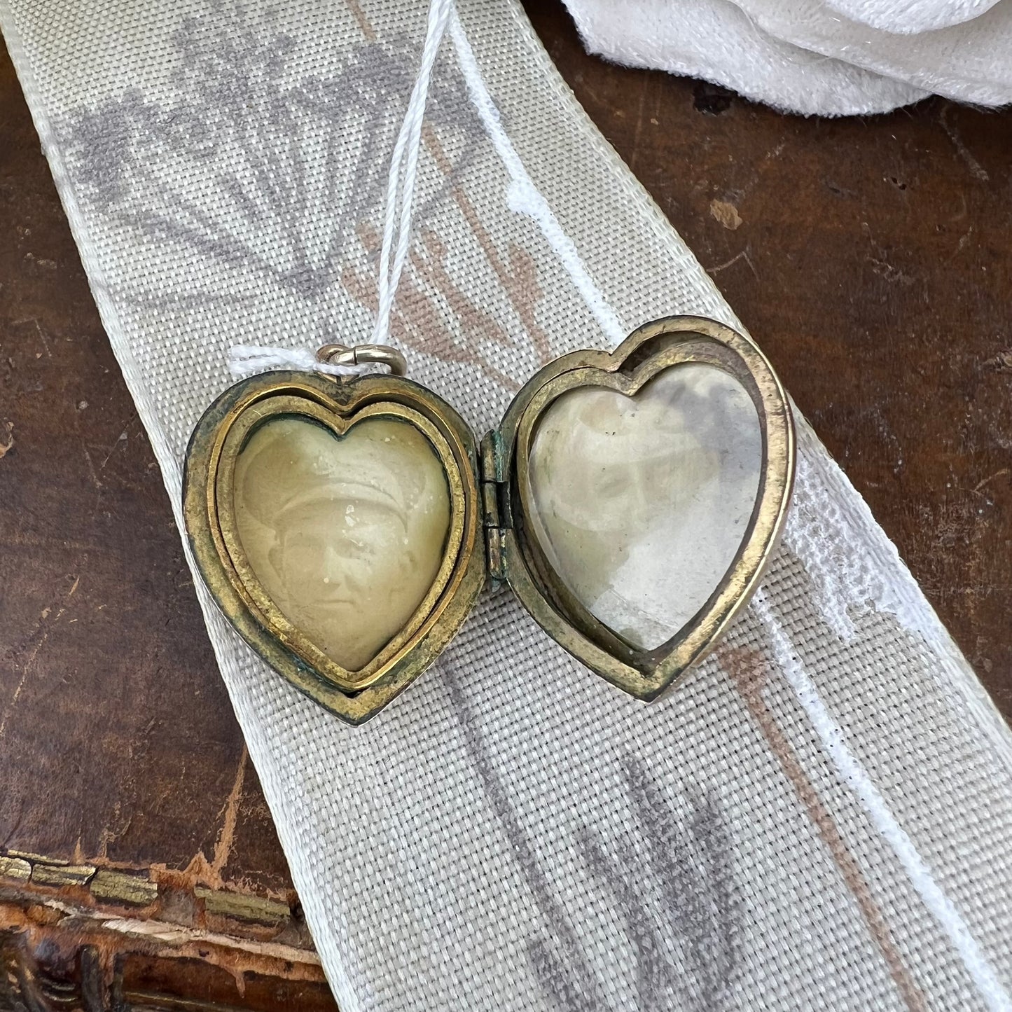 N. 03 - Locket porta foto 9 ct back & front primi ‘900