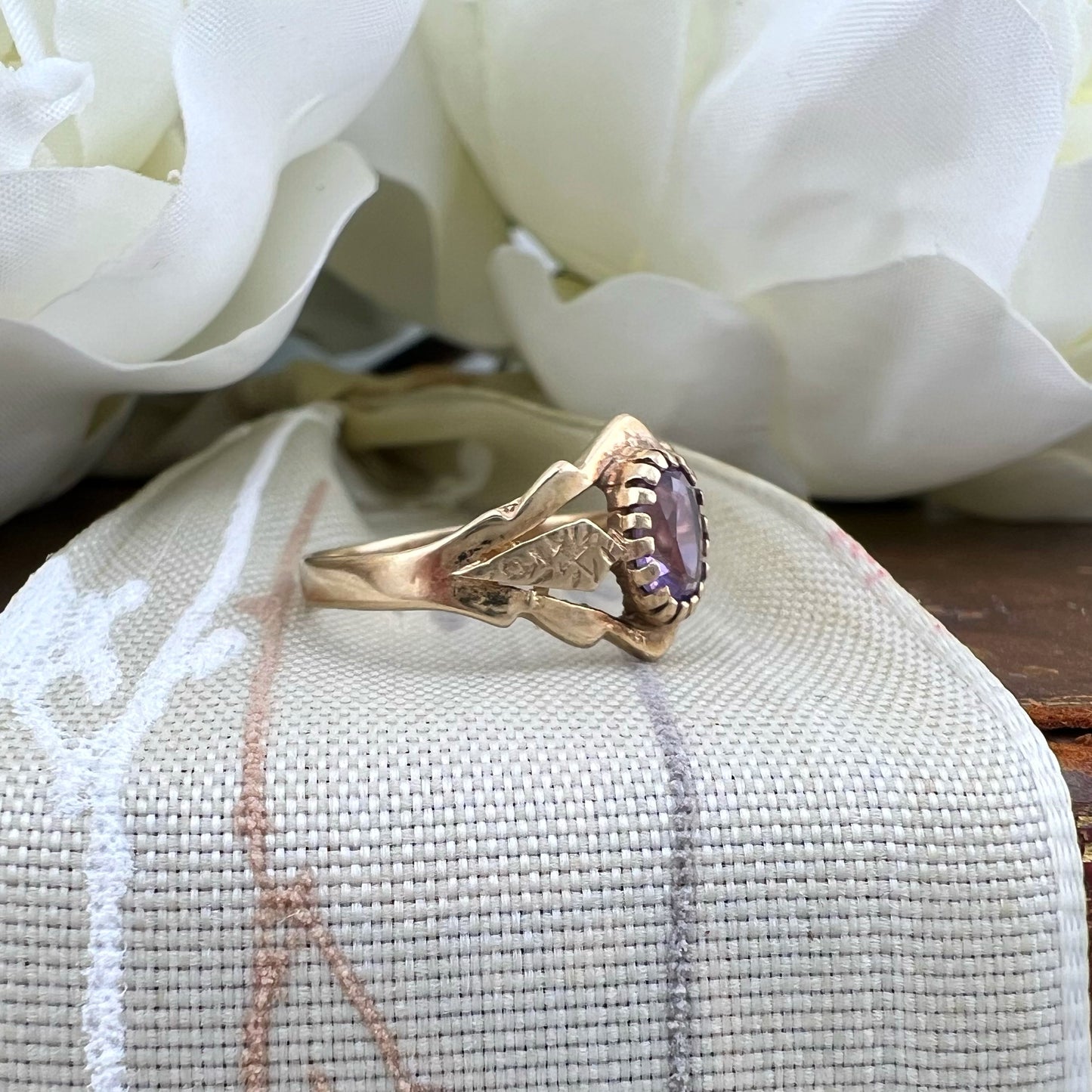 Anello vintage chevalier con ametista