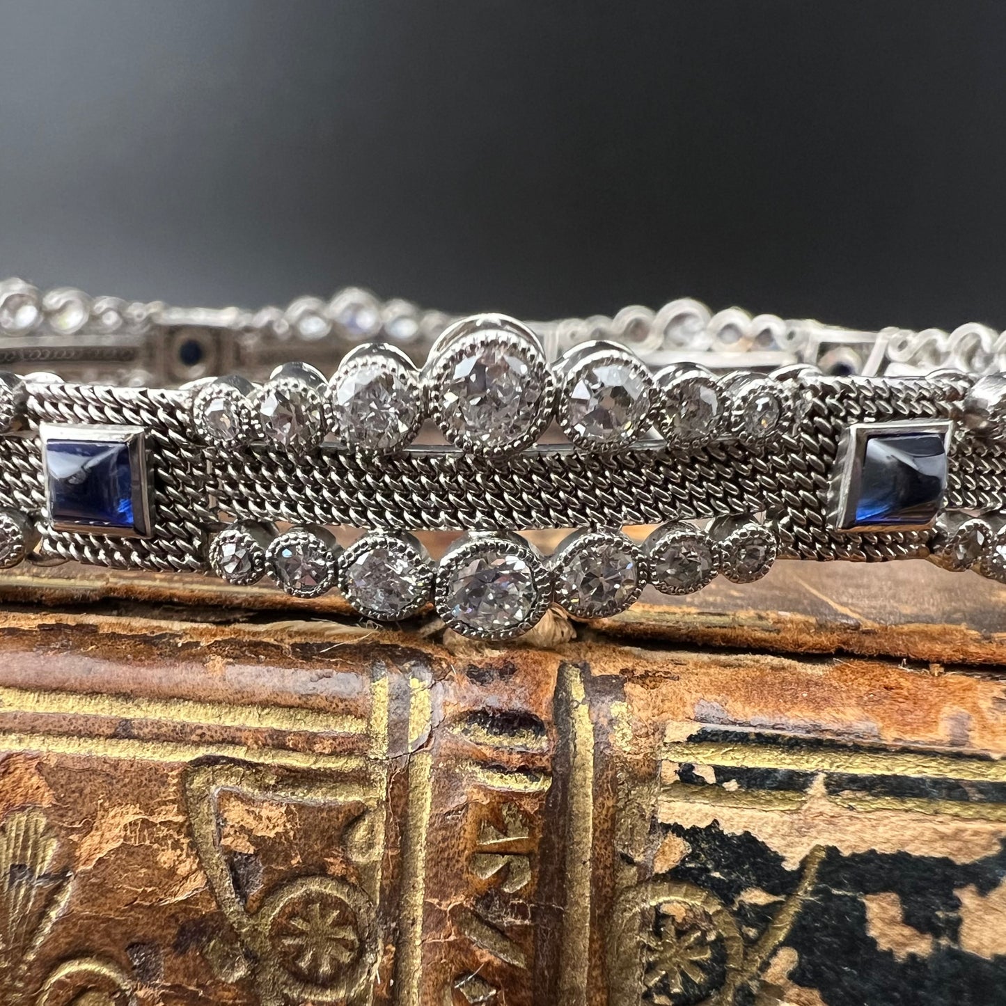 Armband aus Platin, Saphir und Diamanten, Frankreich, um 1913