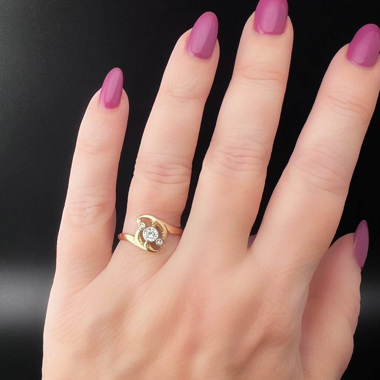 Anello Art Nouveau in oro 18 ct e diamante a taglio europeo