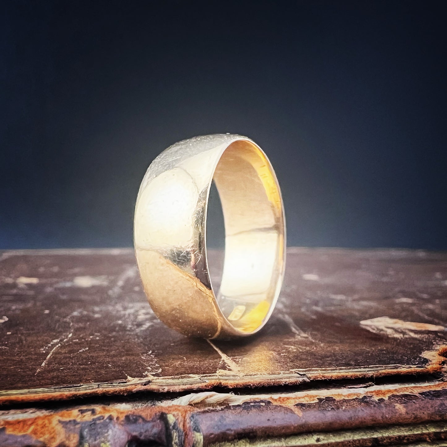 Antique 22-karat gold wedding ring – Birmingham, 1918