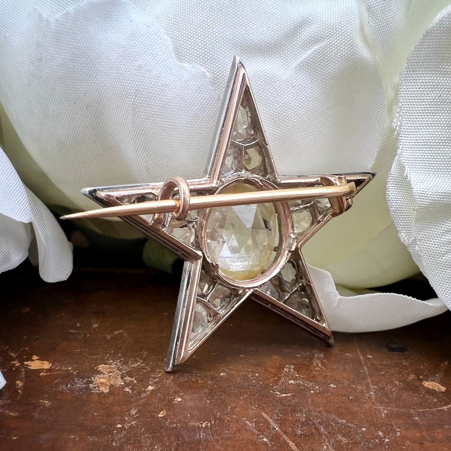 Spilla a stella con diamante a rosa anversese da 3 ct totale diamanti 5 ct - XIX secolo