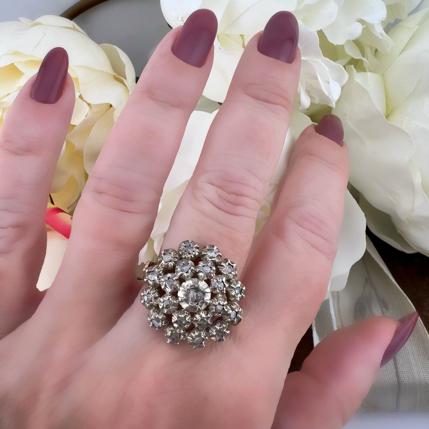 Grande anello Floreale con Rosette di Diamanti – Epoca Tardo Georgiana
