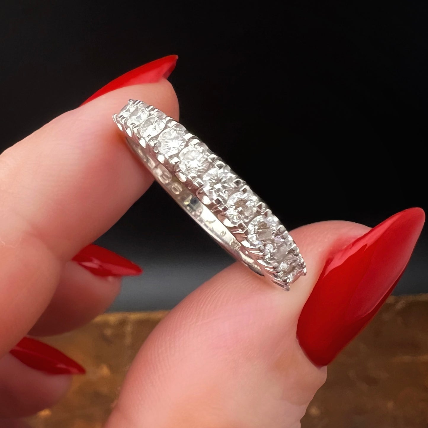 18k white gold Riviera wedding ring with 11 certified IF/VS G/H diamonds