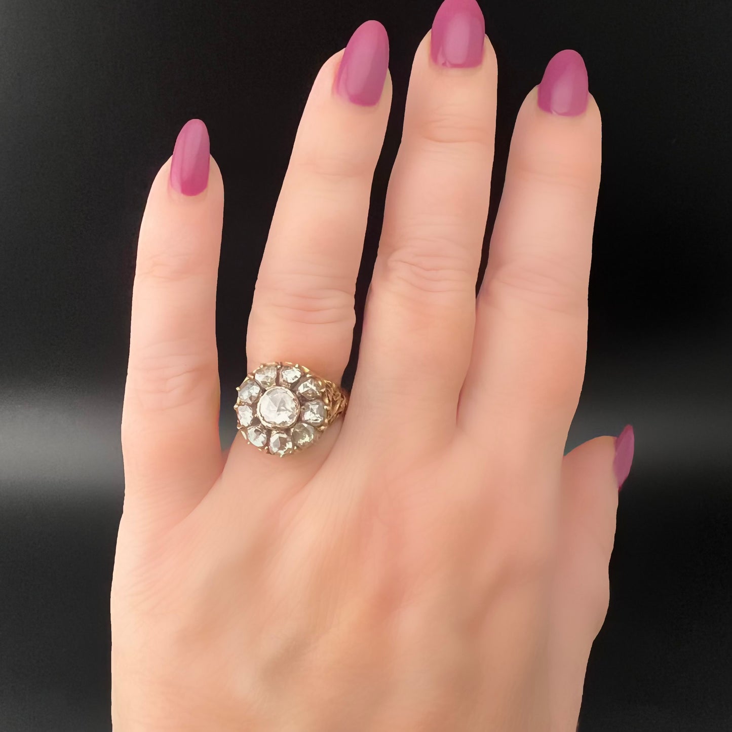 Large ring from the early 19th century in 18 ct gold and rose-cut diamonds for approximately 2 ct