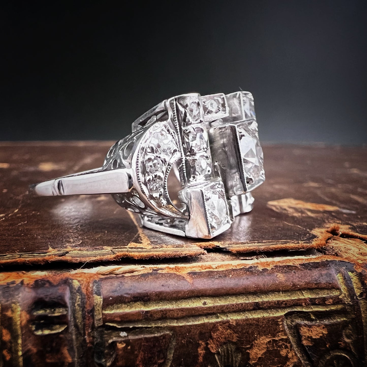 Art Deco Platinum Ring with Natural Diamonds