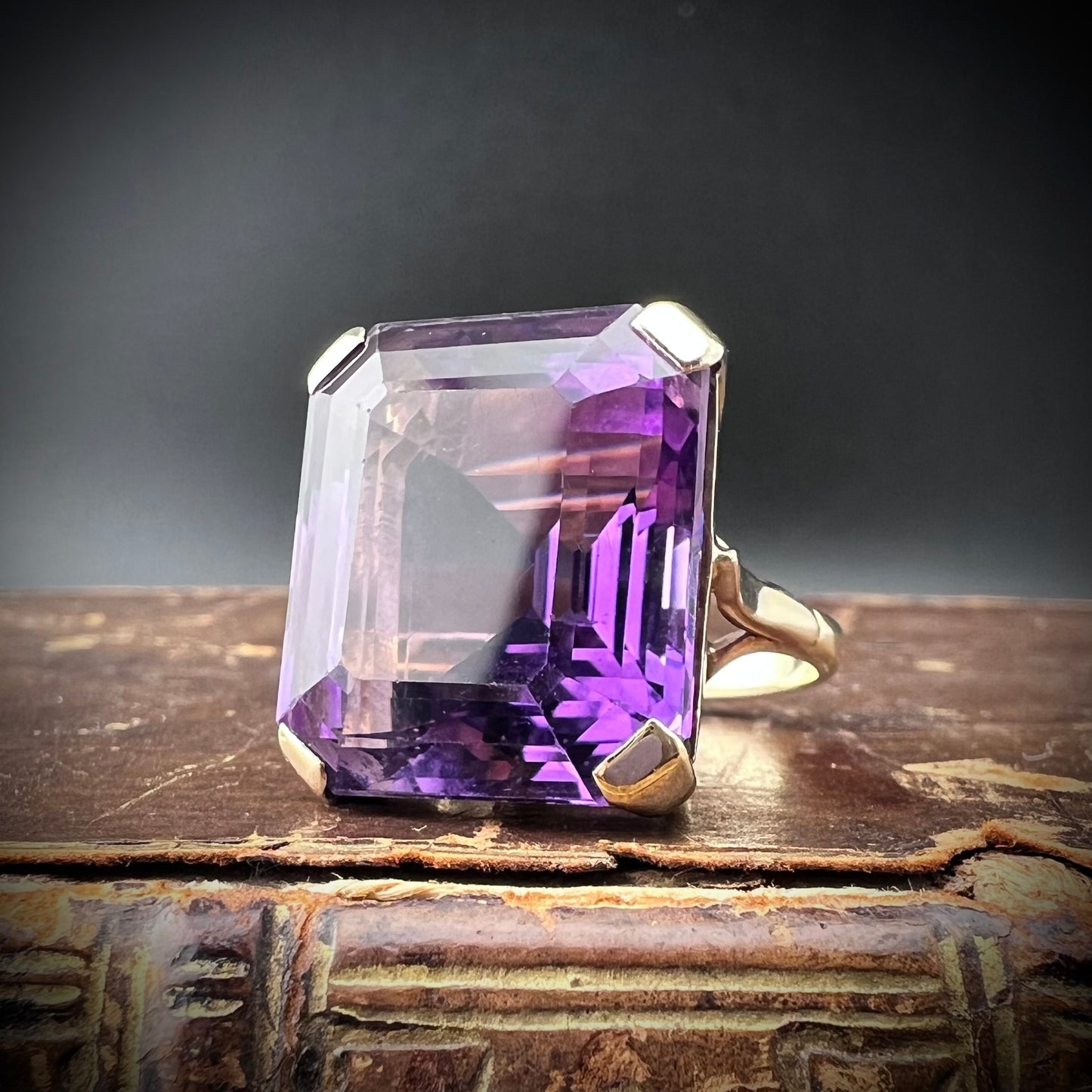 1960s gold cocktail ring with large 23.65 ct amethyst
