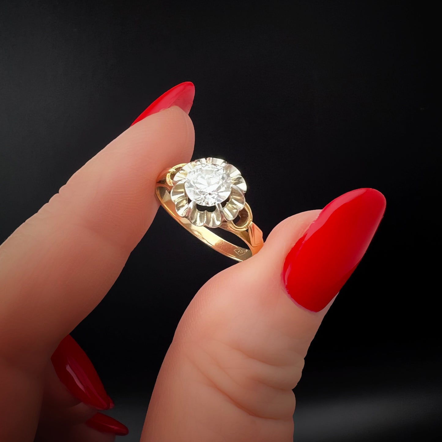 Solitärring aus 18 Karat Gold, Italien, ca. 1930