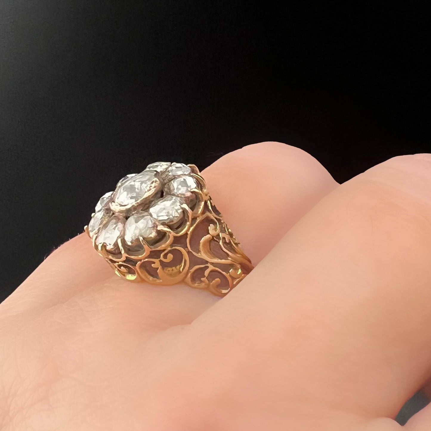 Large ring from the early 19th century in 18 ct gold and rose-cut diamonds for approximately 2 ct