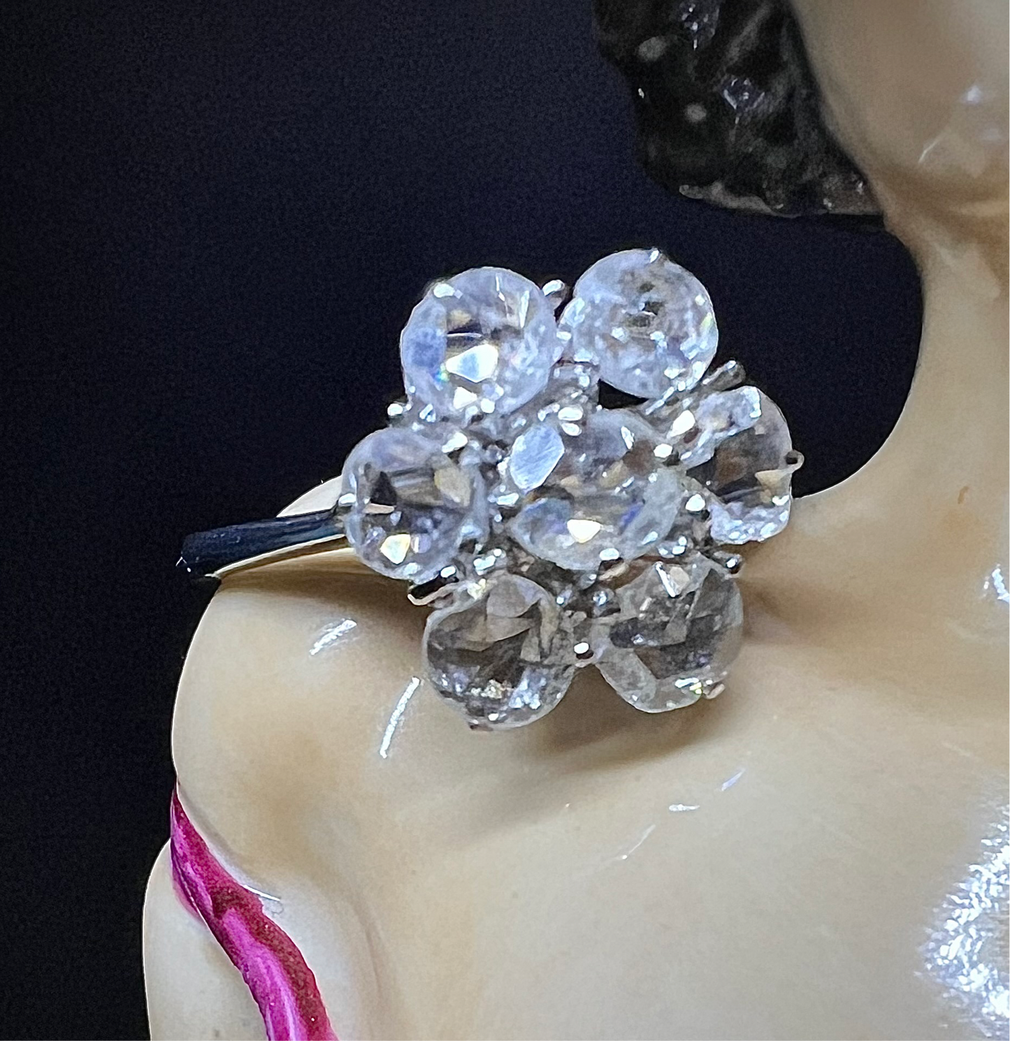 Gänseblümchenring aus 18 Karat Gold mit Rosettendiamanten – 1930er