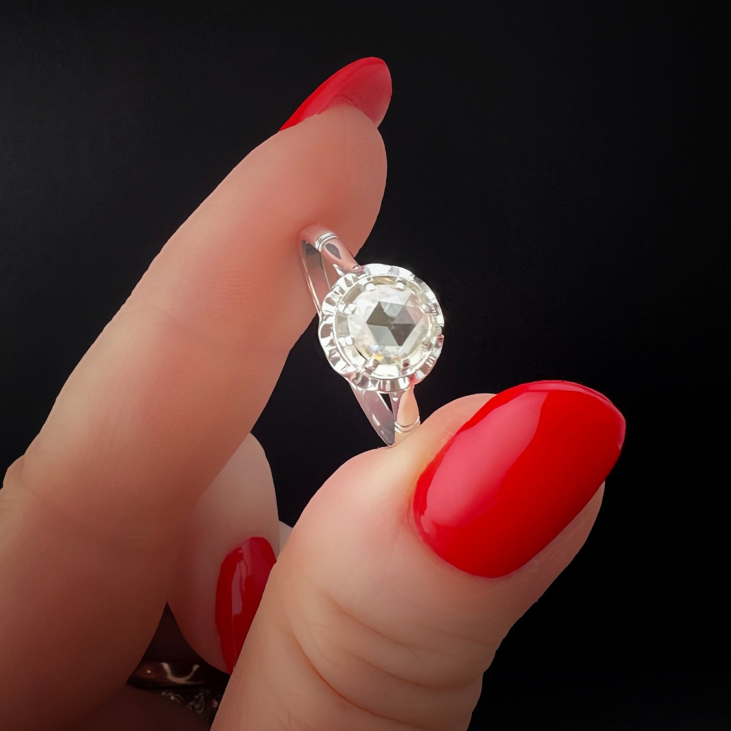 18 Karat Gold-Solitärring mit Diamant im Rosenschliff – 1930er