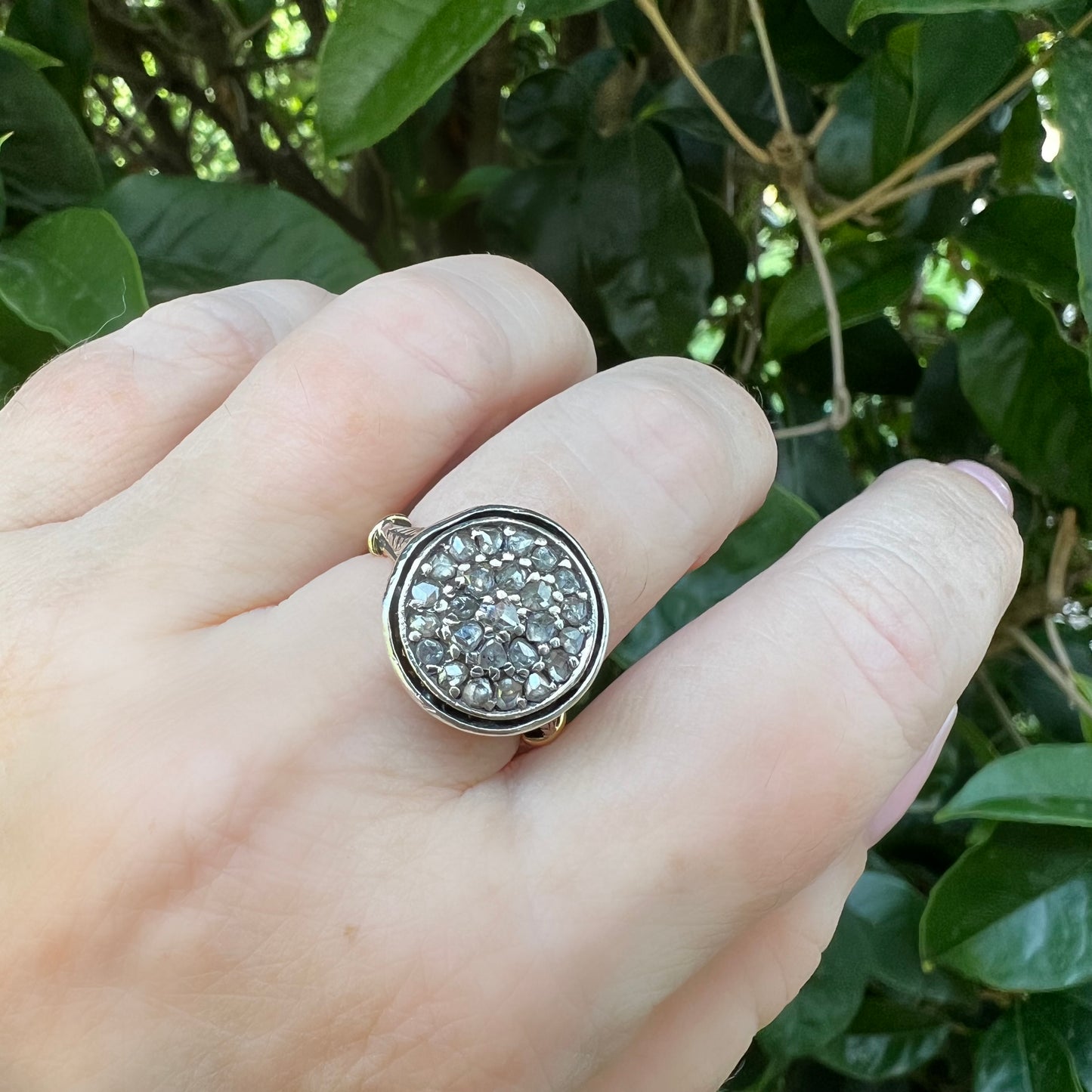 18K gold and diamond patch ring