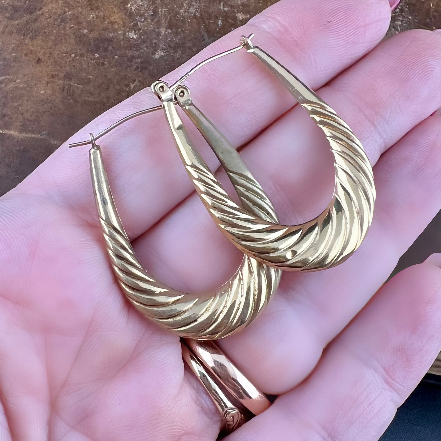 Vintage 9ct gold torchon hoop earrings.