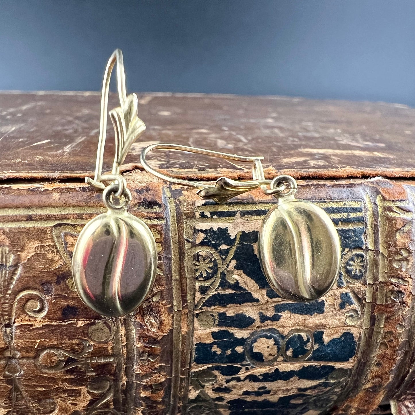 Vintage English 9ct gold coffee bean earrings