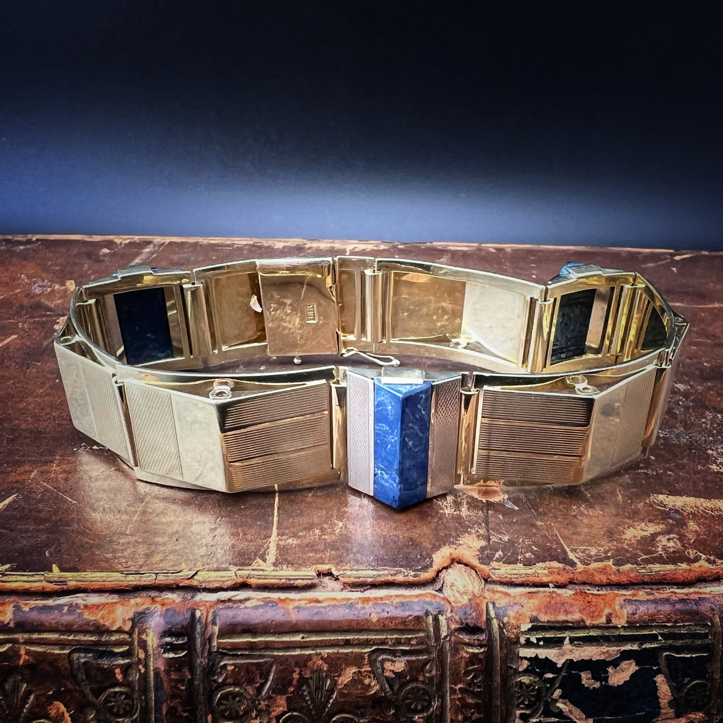 18 Karat Goldarmband mit Lapislazuli. Italien, um 1940.