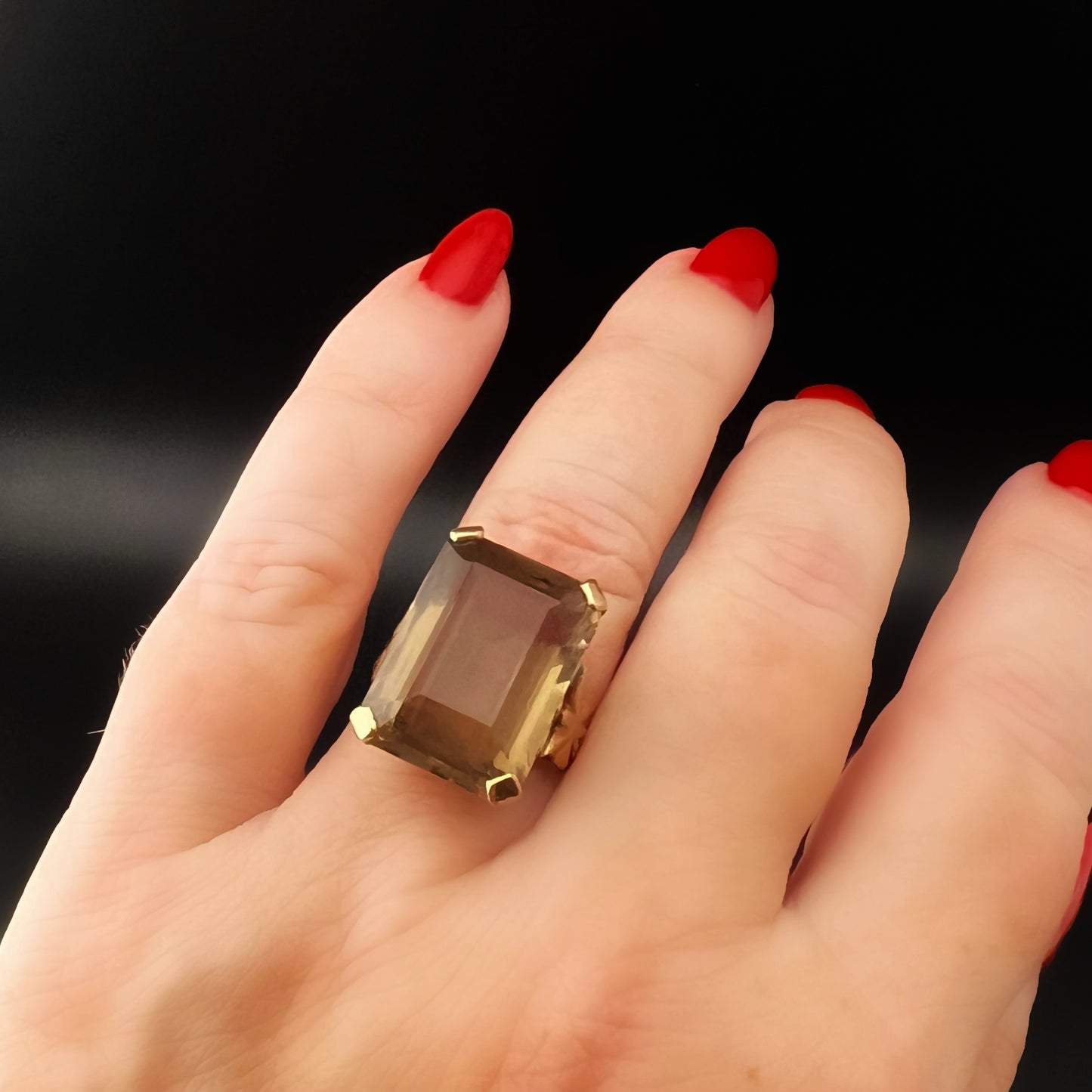 Ring - Cocktailring aus 9 Karat Gold und Rauchquarz