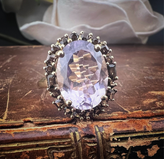 Cocktail Ring Vintage inglese in oro con ametista e quarzi fumé