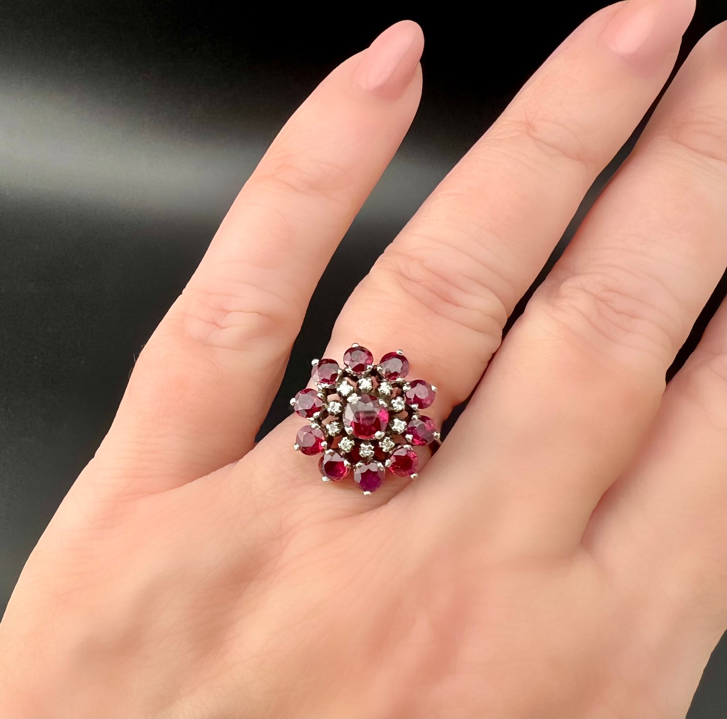 18K gold natural ruby and diamond daisy ring