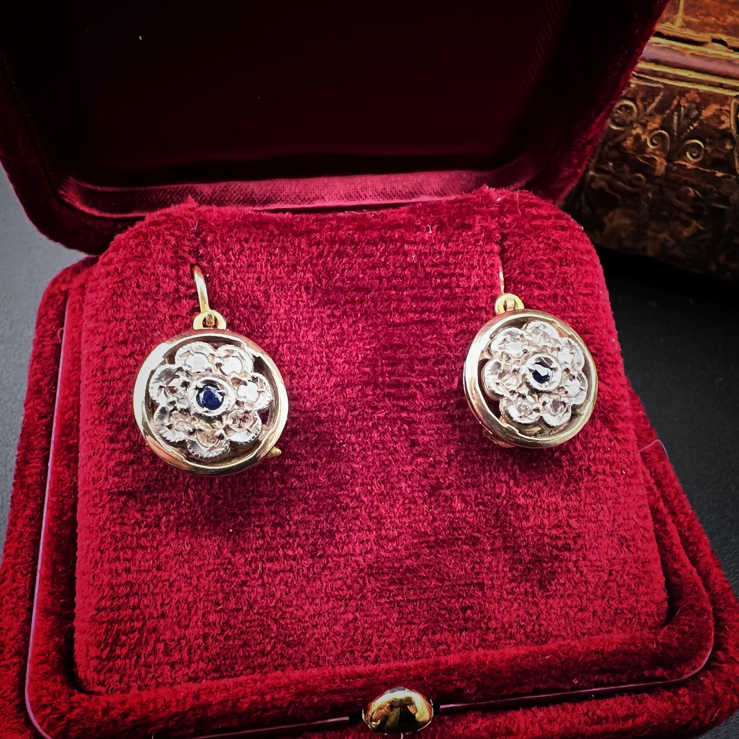 14K and 18K gold earrings with sapphires and diamonds. Italy, p. 900