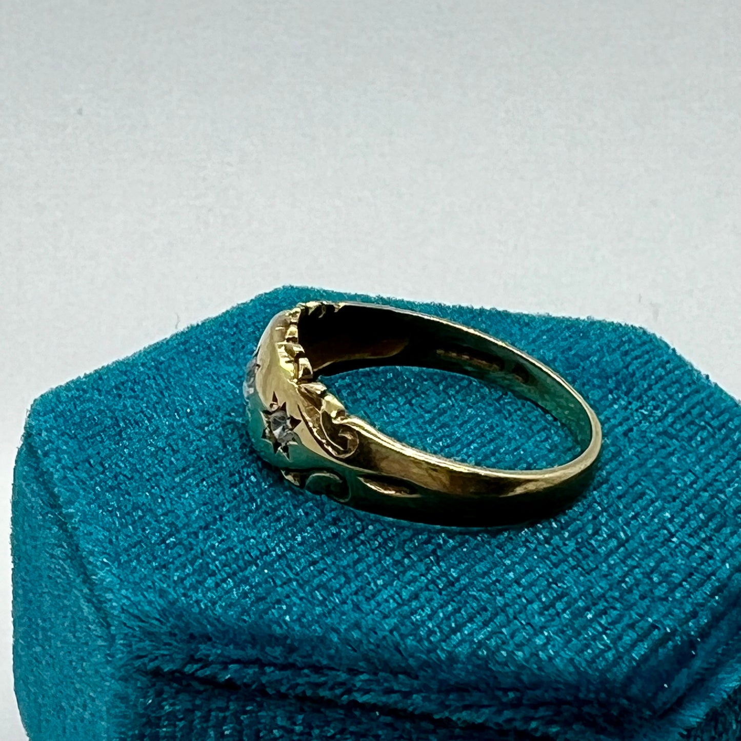 Gypsy-Bandring mit farblosem Quarz