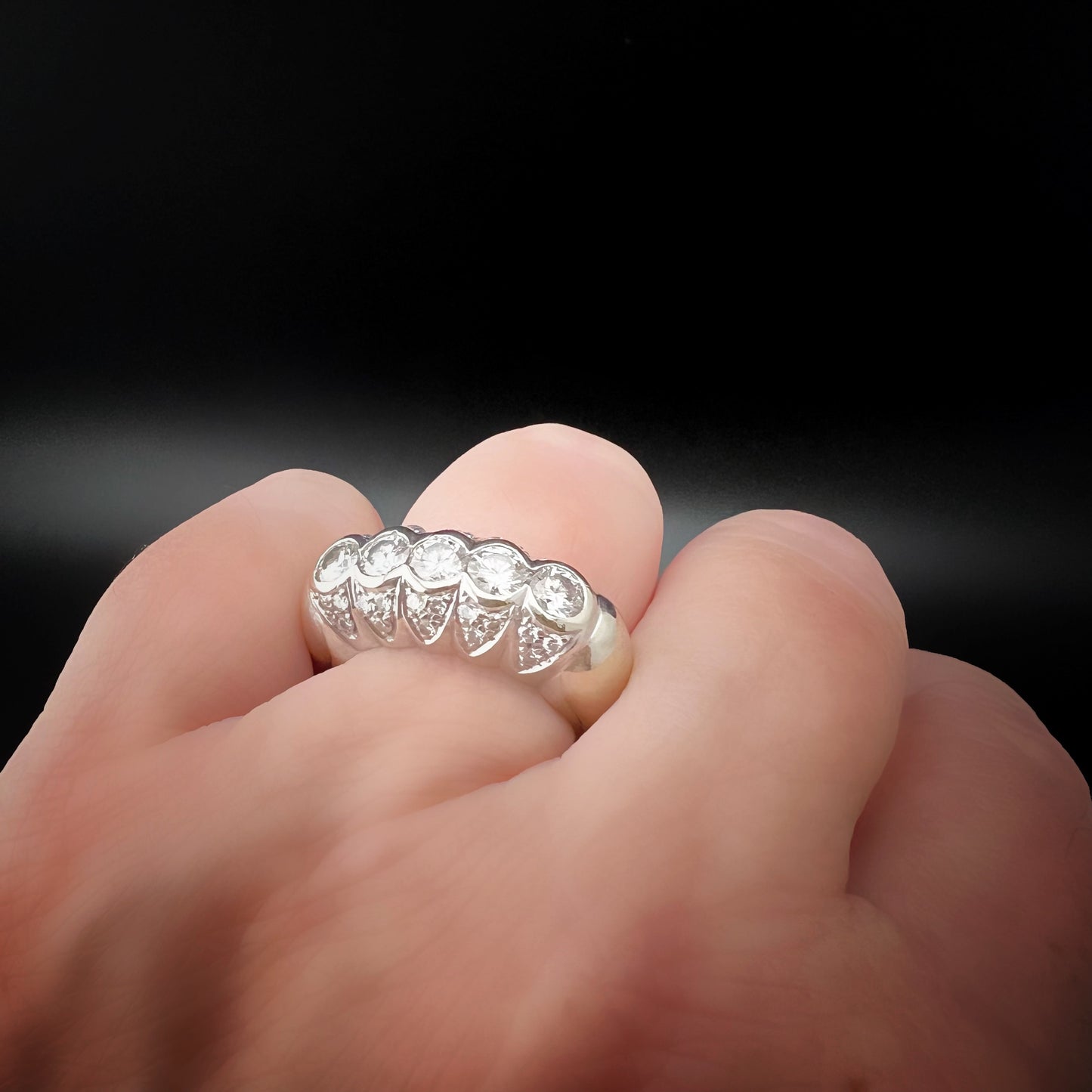 Riviera-Bandring aus 18 Karat Gold und Diamanten von insgesamt 1,40 Karat