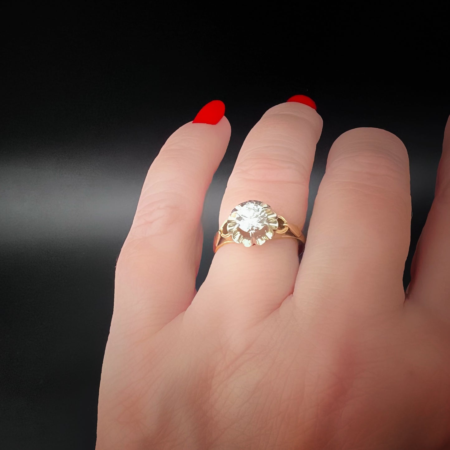 18 Karat Gold-Solitärring mit Diamant im Rosenschliff – 1930er