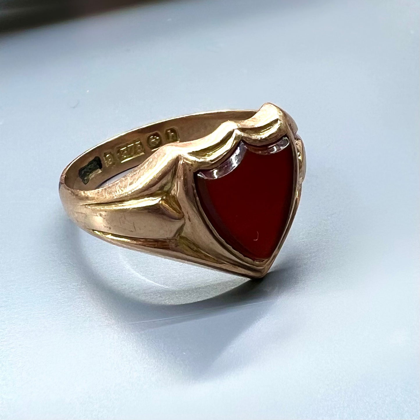 Ring from 1907 chevalier - seal - signet ring with carnelian shield