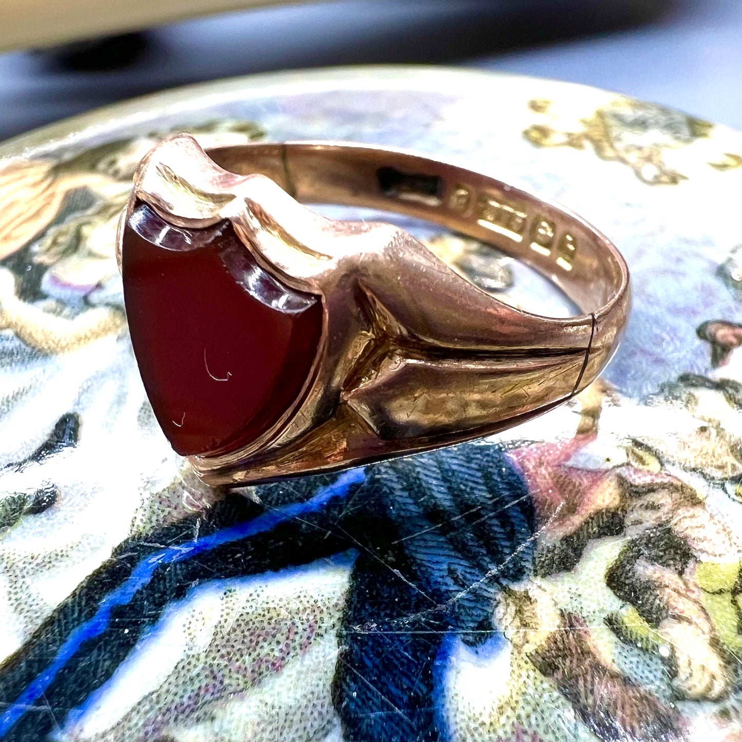 Ring from 1907 chevalier - seal - signet ring with carnelian shield