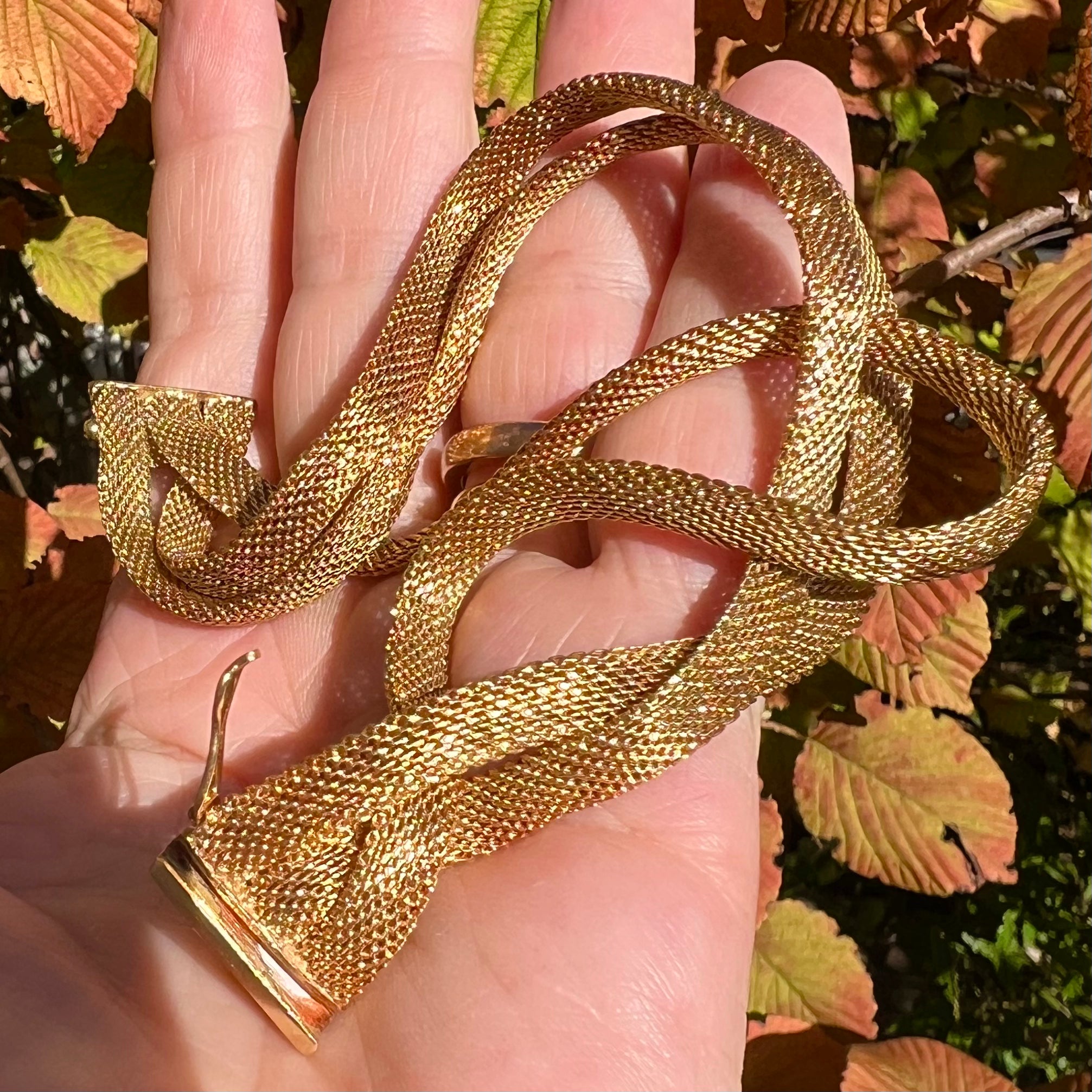 Bracciale con maglia tessuto in oro 18 carati Italia anni '60 – Li