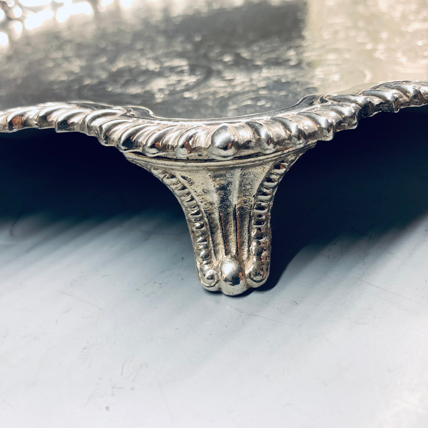 Tablett aus Sheffield-Platte, Thomas Woolley 1887–1897