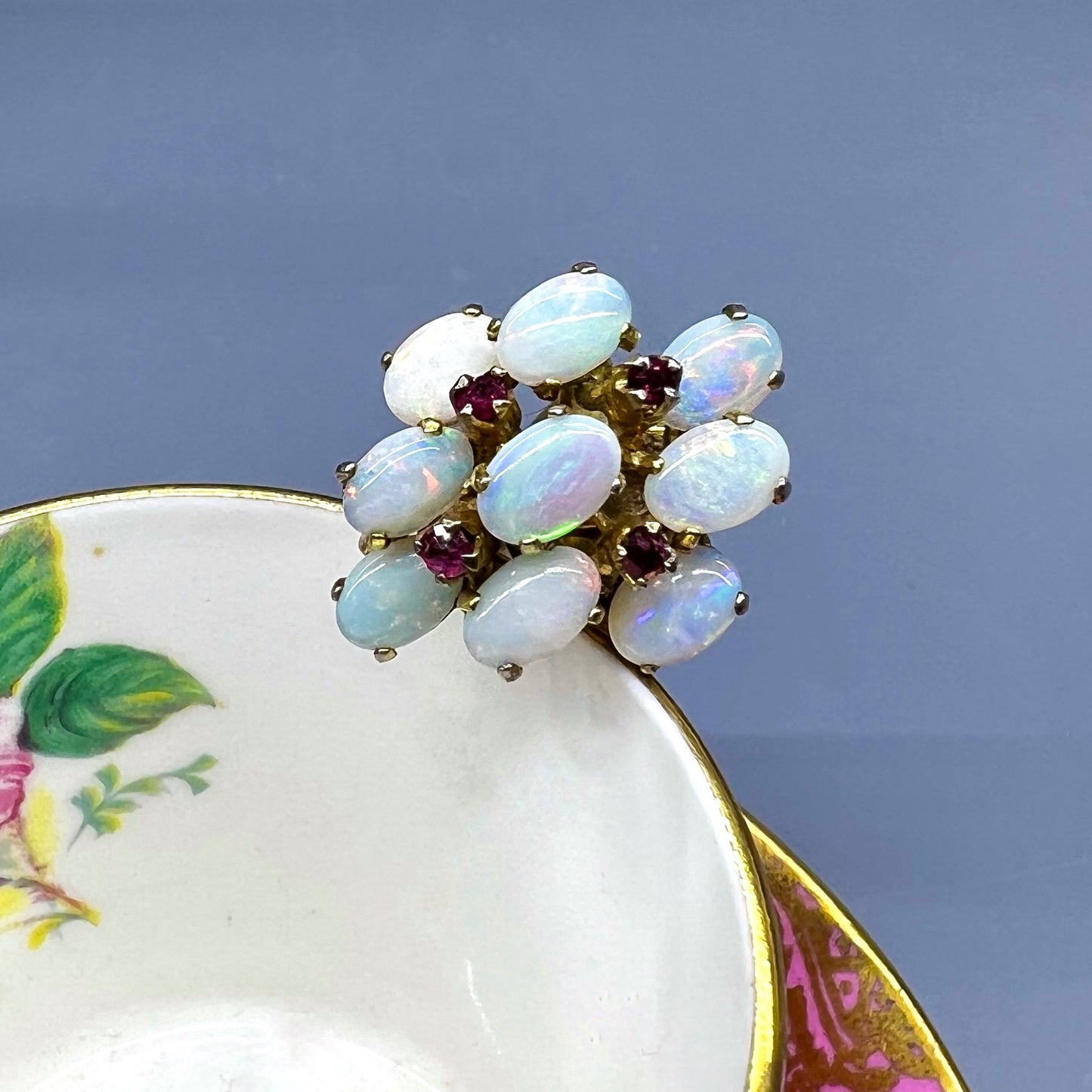 Vintage ring with opals and rubies