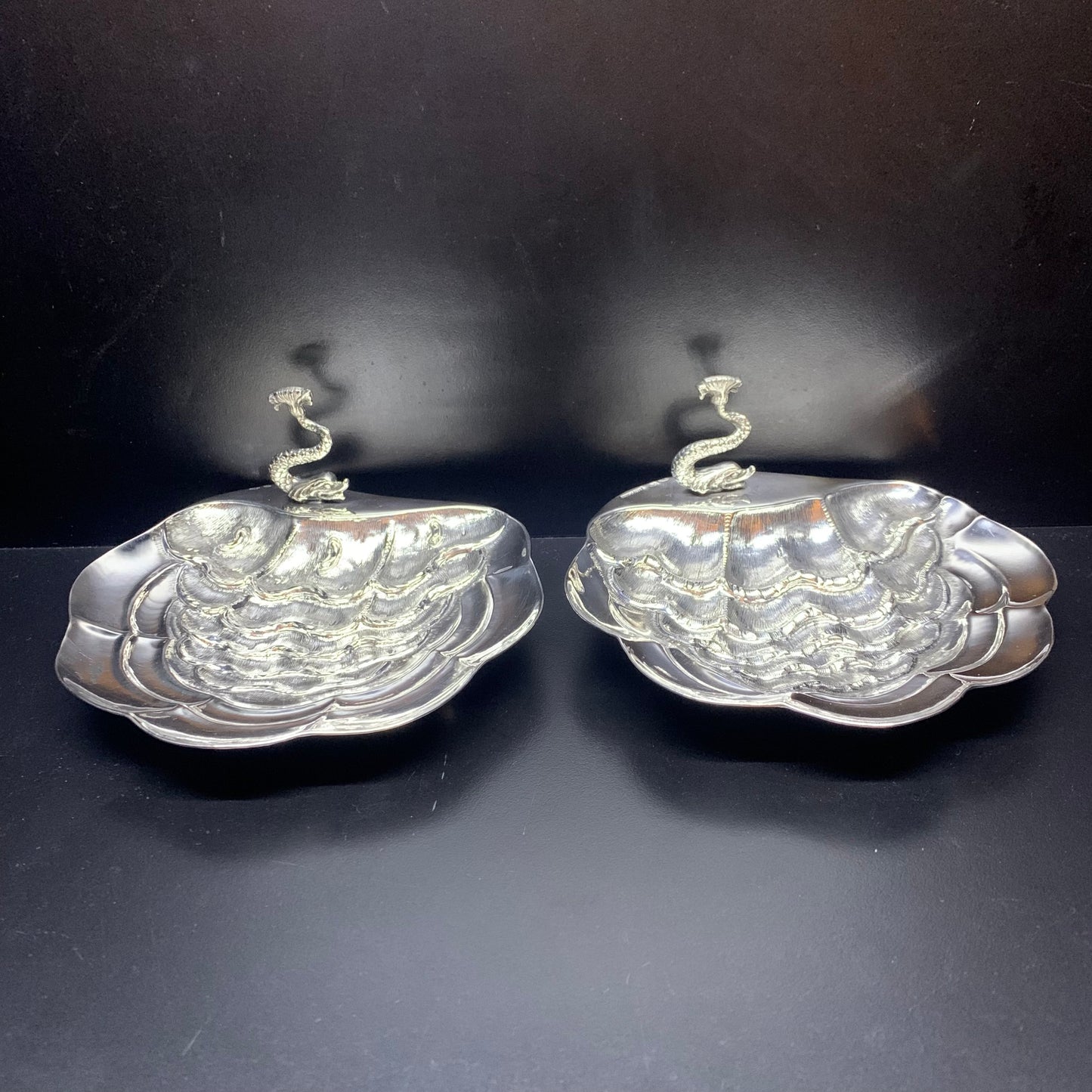 Paar silberne Muscheln aus Florenz, 1940er Jahre.