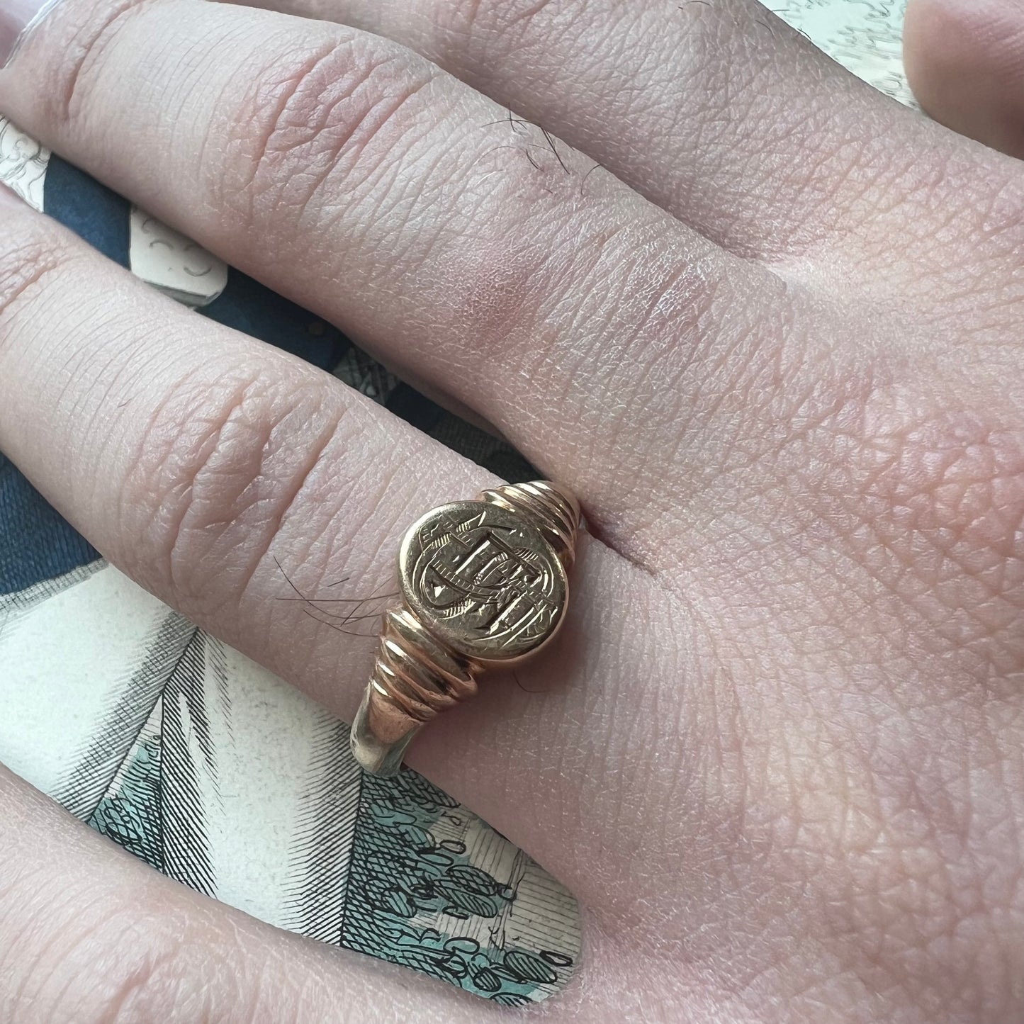 Siegelring - goldener Siegelring - mit Monogramm und Birmingham-Punzen von 1912