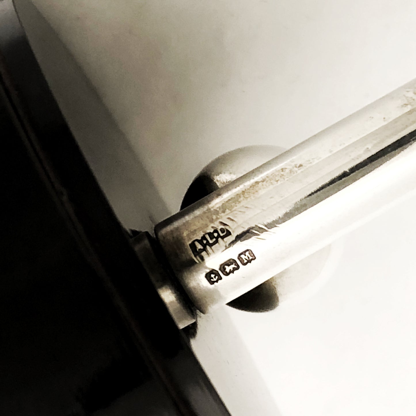 Ein seltenes Paar Golf-Buchstützen aus Silber und Bakelit, AL Davenport Ltd, Birmingham, 1936.