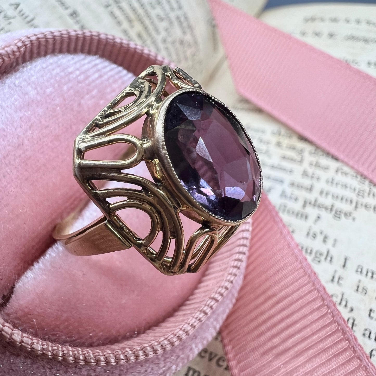 1940s purple sapphire ring