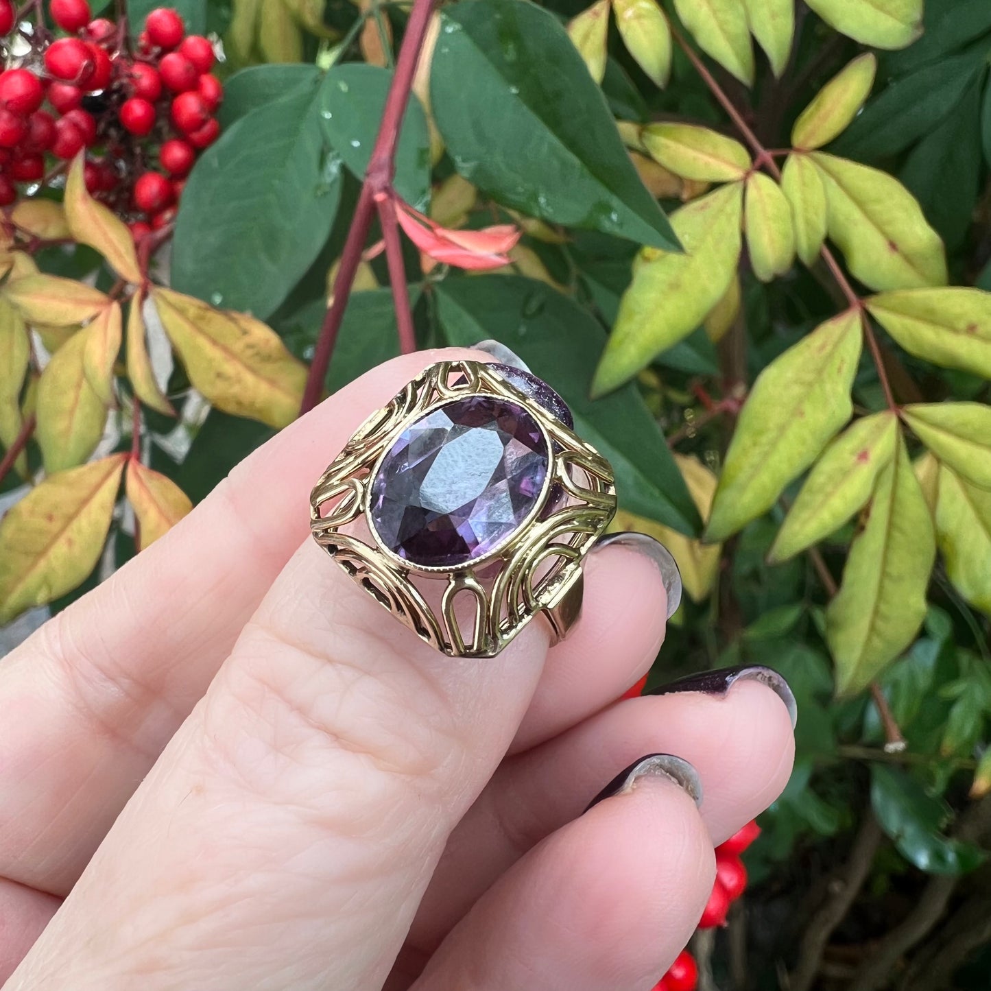 1940s purple sapphire ring
