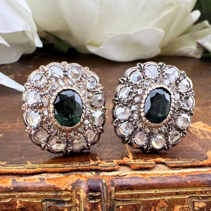 Orecchini margherita in oro/argento con zaffiri verde-blu teal e diamanti