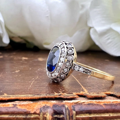 Anello con zaffiro birmano e diamanti - Art Déco