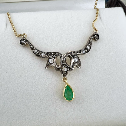 Collana Collier d’epoca in oro 18 ct con pendente in oro e argento. Italia 1950