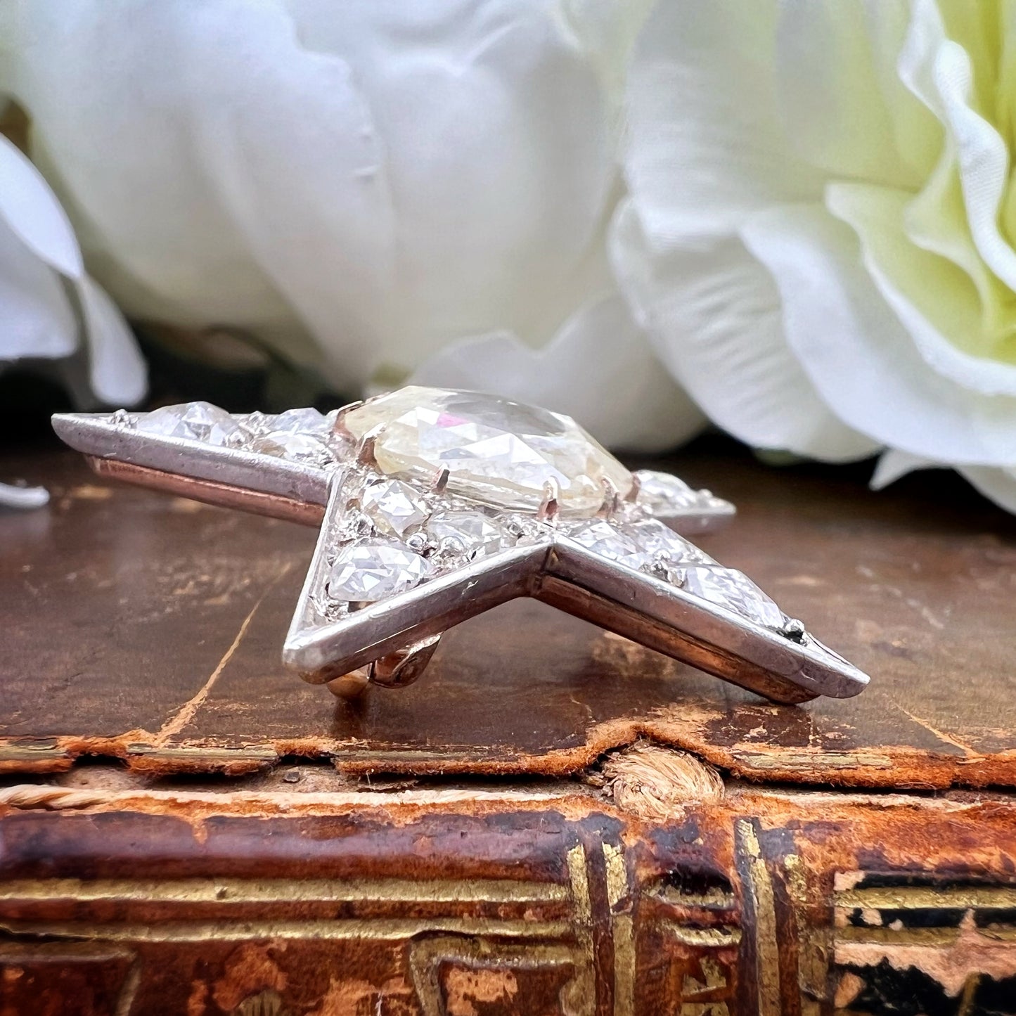 Spilla a stella con diamante a rosa anversese da 3 ct totale diamanti 5 ct - XIX secolo