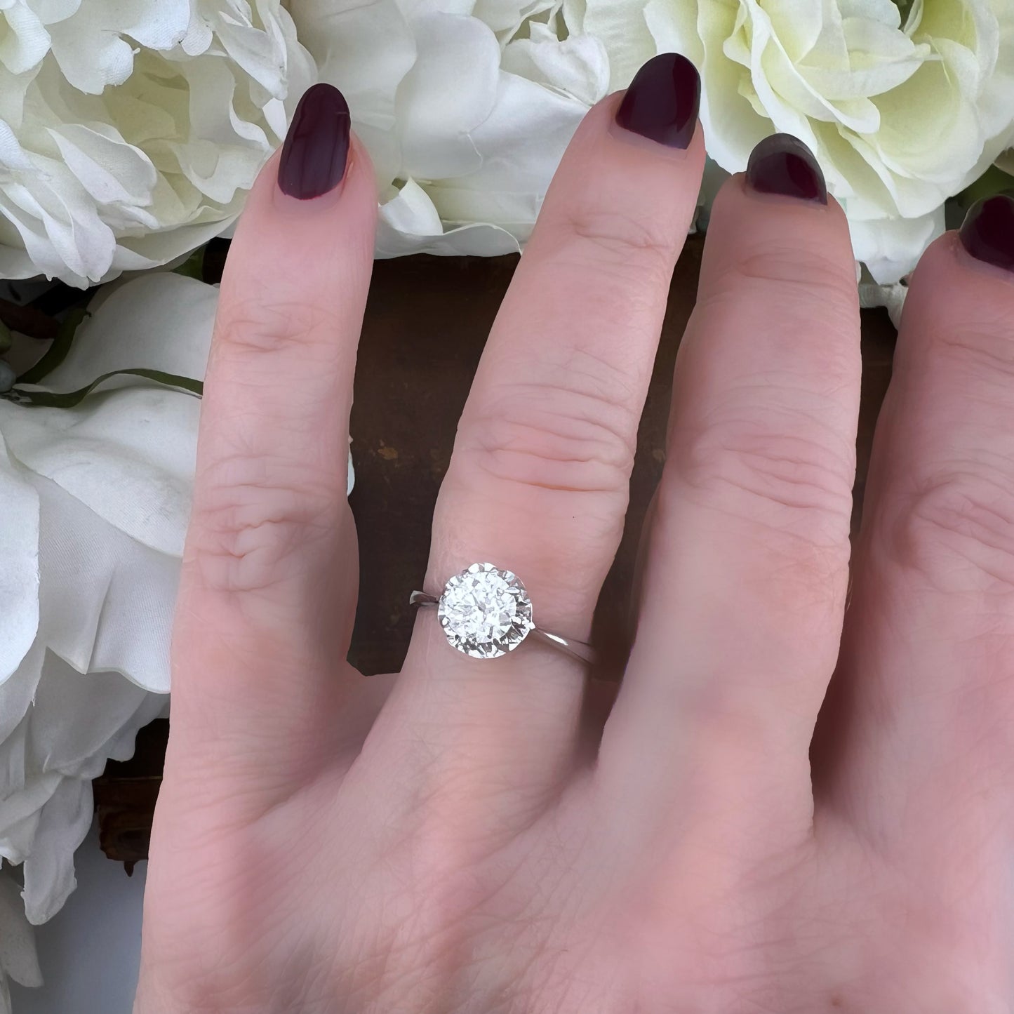 Solitario in oro bianco 18 ct con diamante Old Mine Cut da 0.60 ct