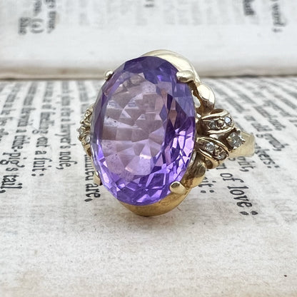 Anello vintage in oro 14k con ametista e diamanti