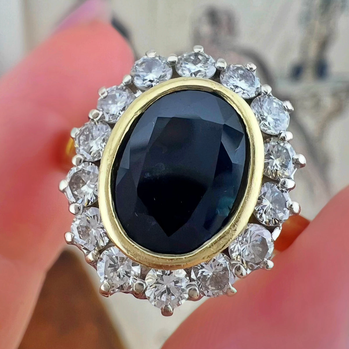 Anello Margherita con Zaffiro Naturale e Diamanti | Italia, anni ’50-’60