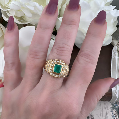 Anello ottagono smeraldo e diamanti oro 18 ct