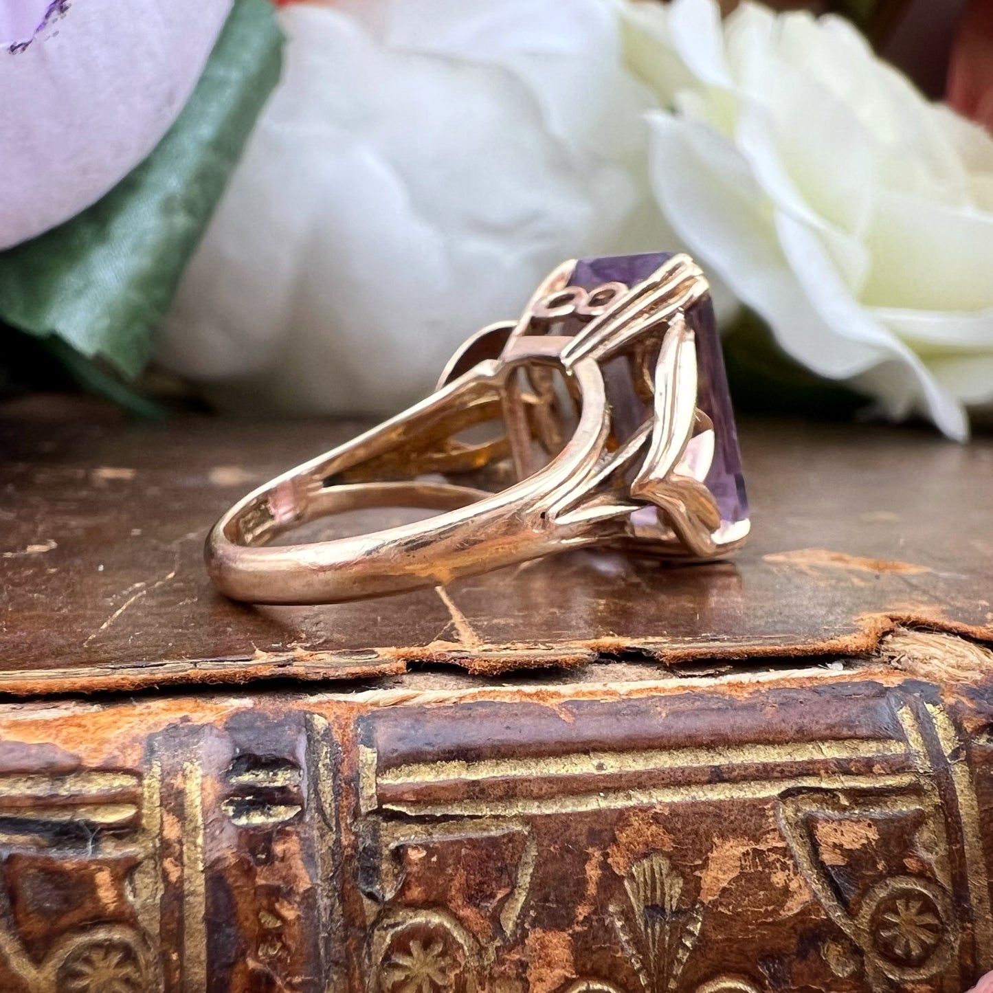 Anello cocktail in oro 9 k con grande ametista, Birmingham 1961