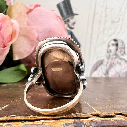 Anello sentimentale “Forget Me Not” con diamanti e perle naturali, Inghilterra 1830-1870
